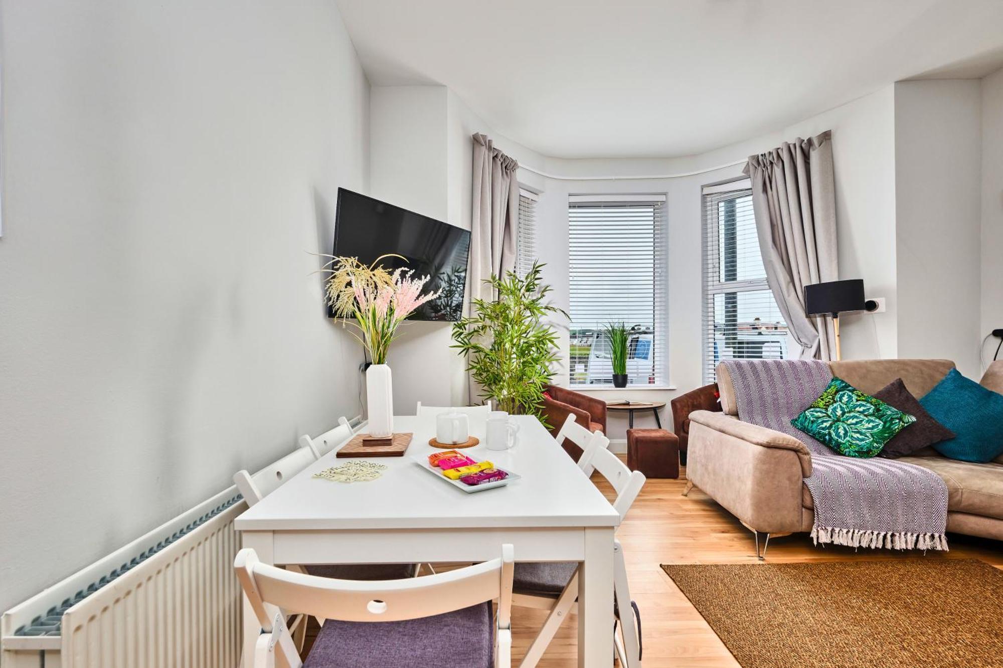 1 Dunluce Green - Portrush By The Sea Екстериор снимка