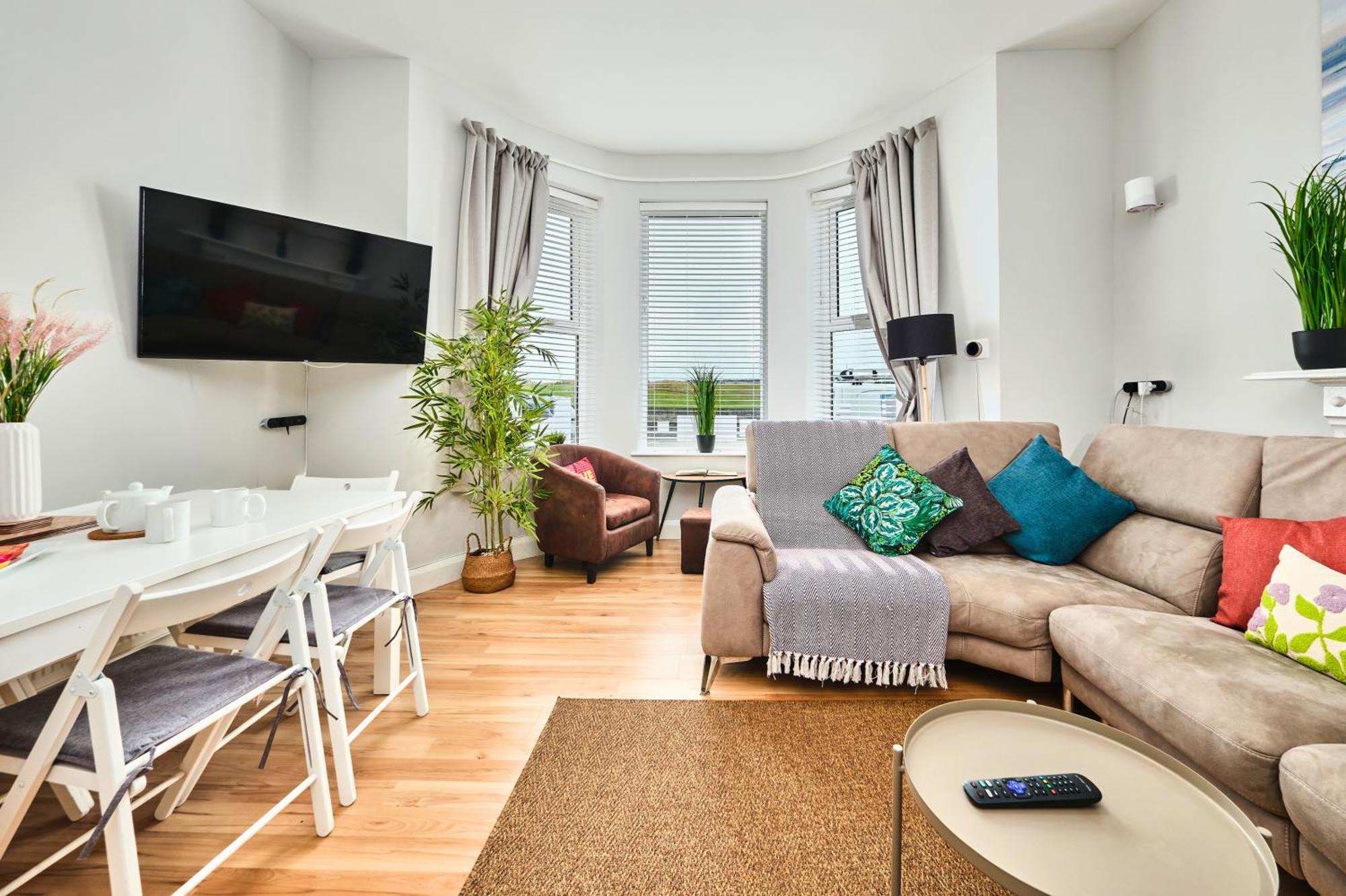 1 Dunluce Green - Portrush By The Sea Екстериор снимка